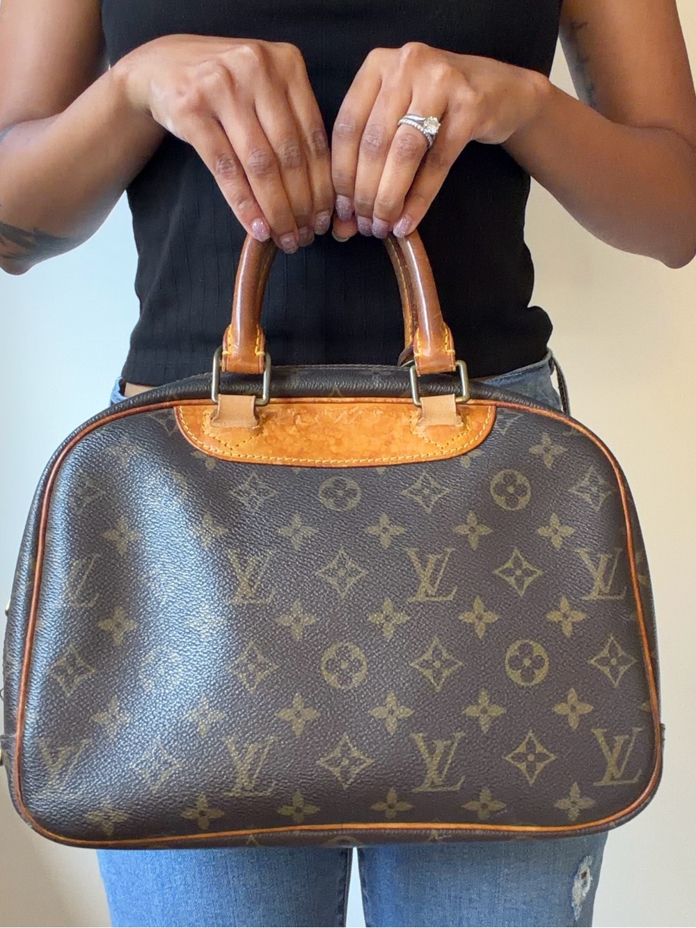 Louis Vuitton Trouville M42228